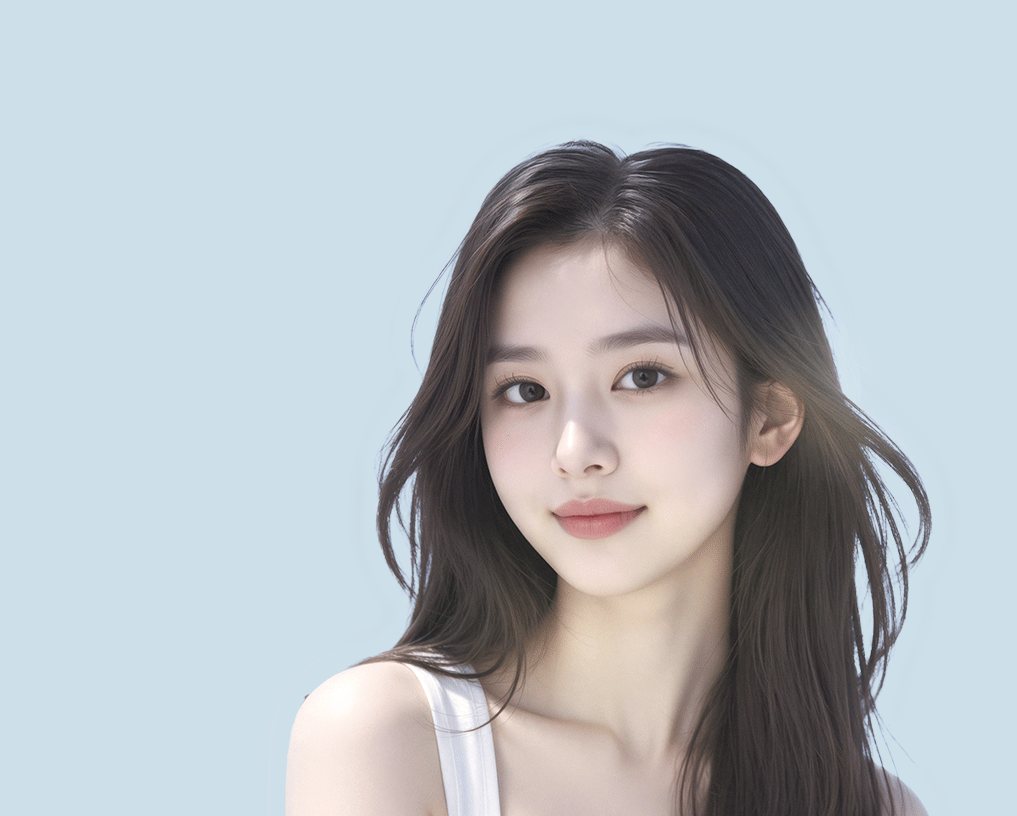 연하늘 배경, 흰 민소매 차림의 긴 웨이브 머리 여성 모델 정면